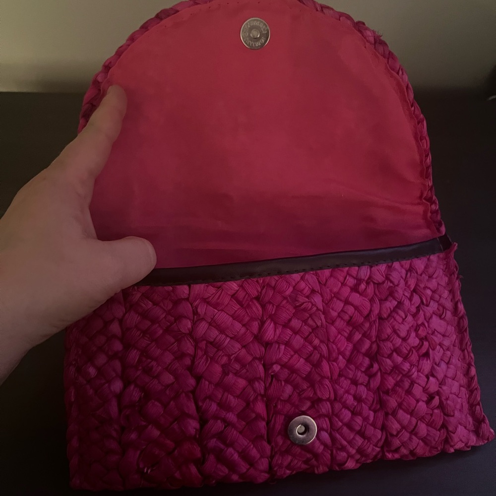 Pink Clutch - Picture 2 of 4